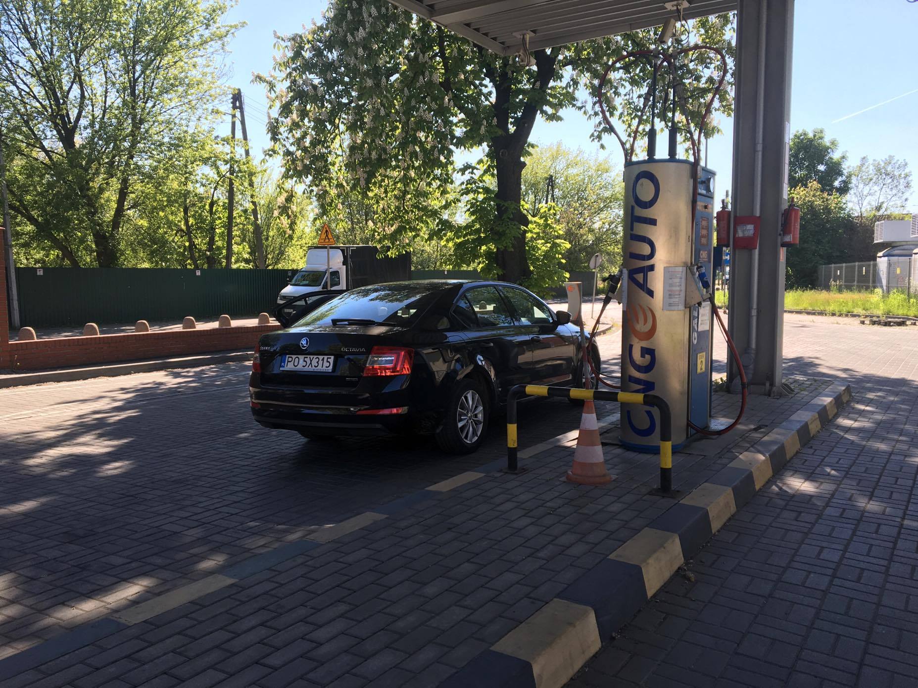 Octavia G-TEC: drugie tankowanie CNG w Warszawie
