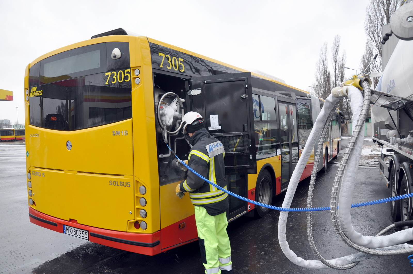 Przetarg na 110 autobusów CNG dla Warszawy