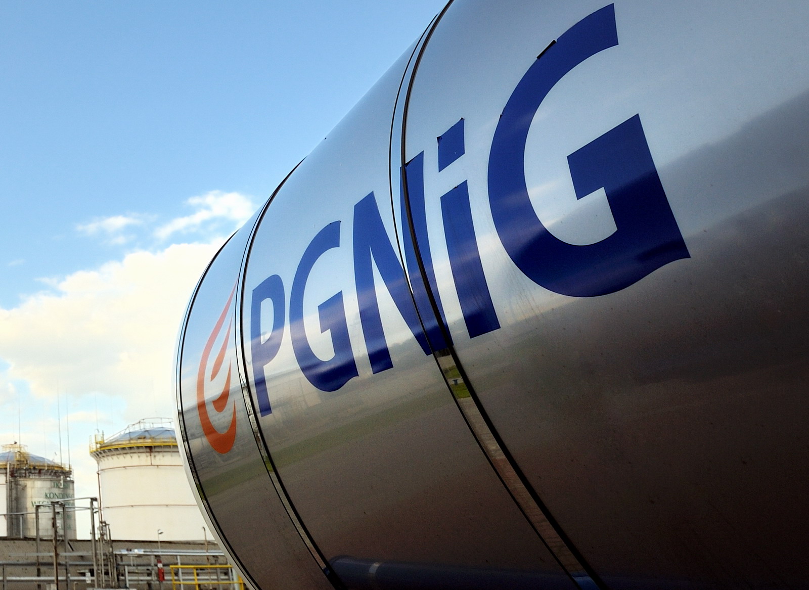 PGNiG: pilne dostawy surowca dla Naftogazu
