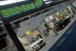 Stoisko Erdgas Mobil podczas IAA 2013