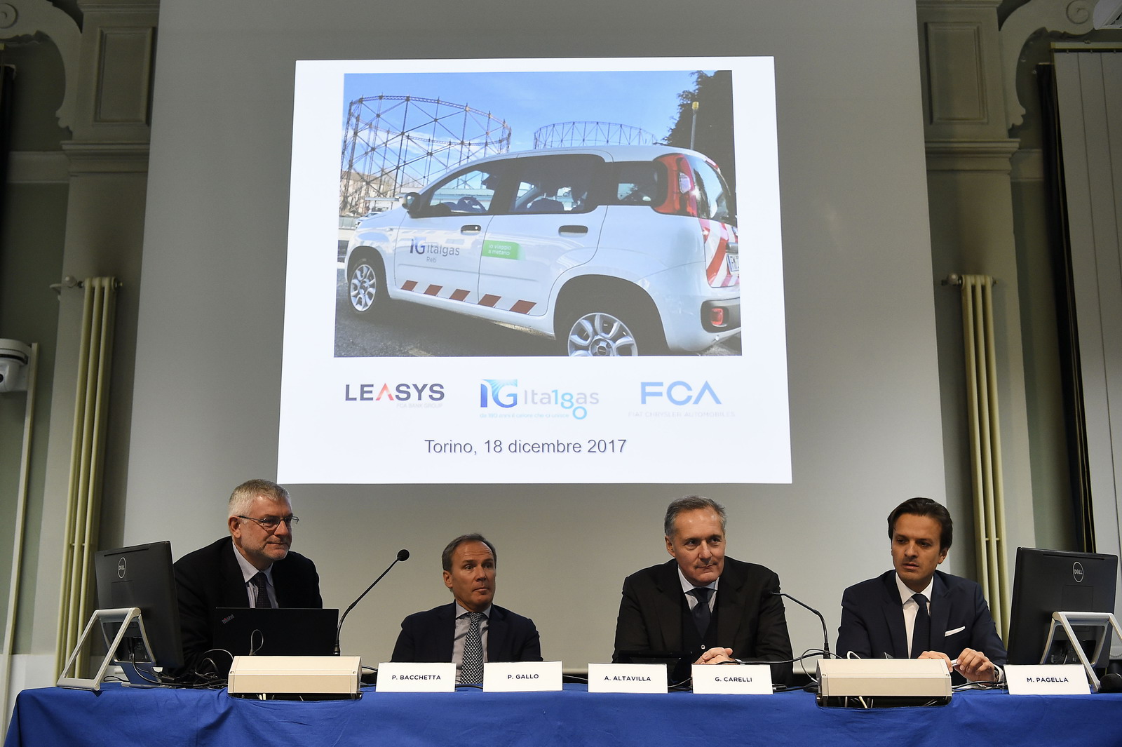 Grupa Italgas z metanowymi samochodami FCA