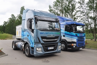 Iveco Stralis NP i Scania G340 LNG
