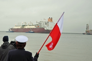 Pierwsza historyczna dostawa LNG do Polski - grudzień 2015 r.