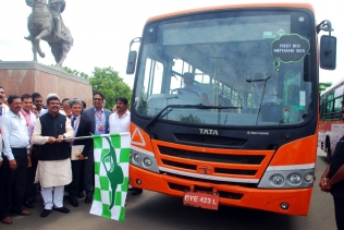 Autobus Tata LPO 1613 zasilany biometanem