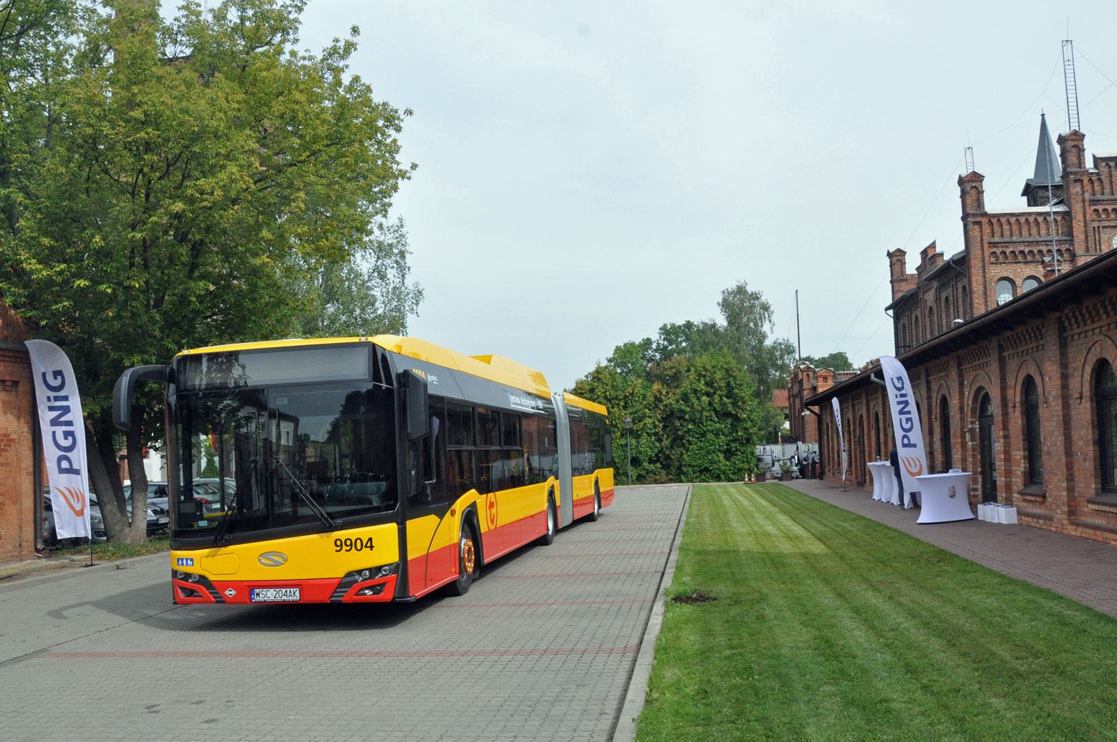 Autobusy gazowe zdobywają polskie miasta