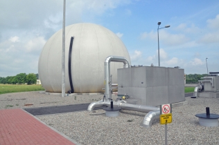 Zbiornik biogazu w biogazowni w Tarnowie
