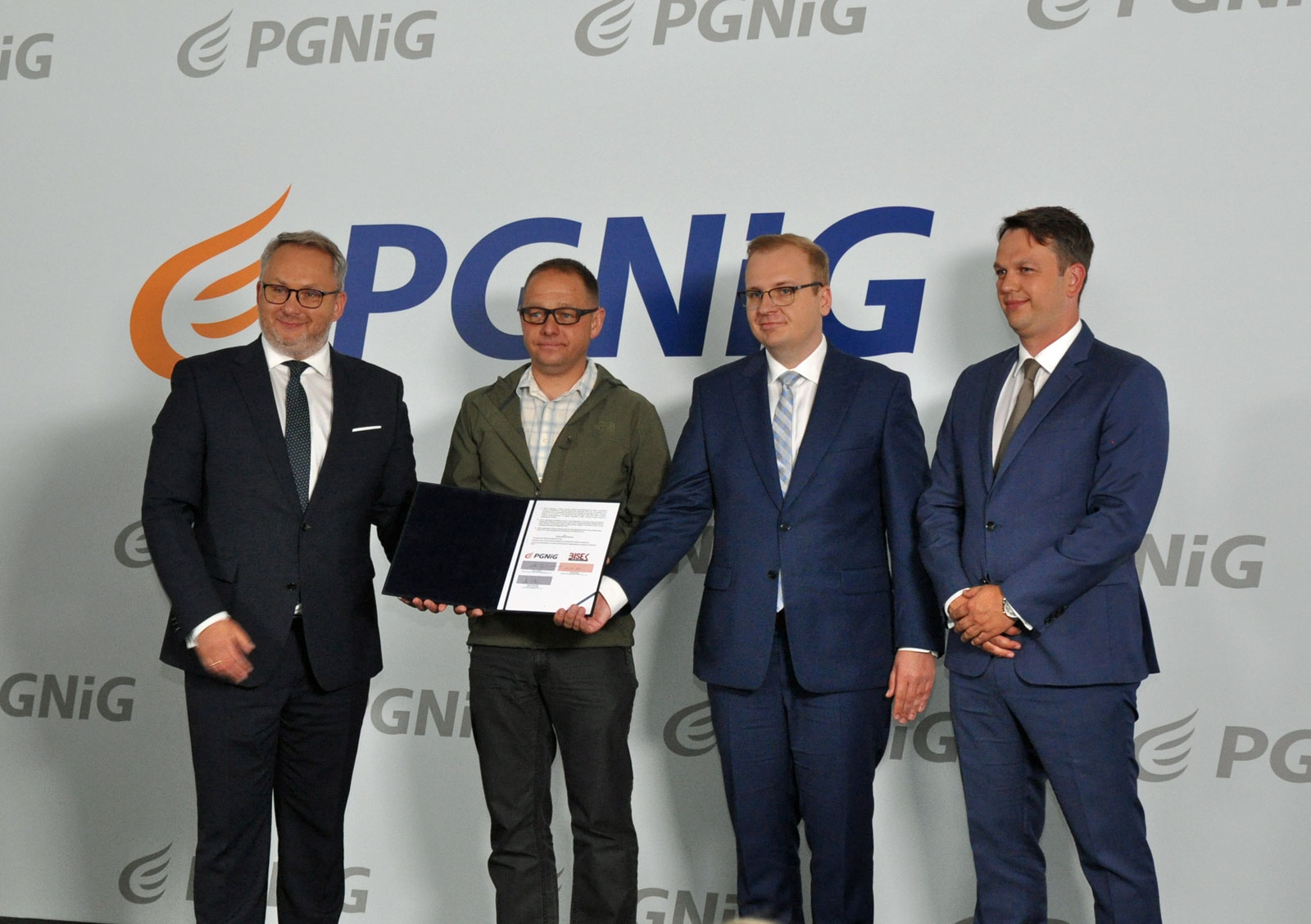 PGNiG OD z największą umową sprzedaży LNG